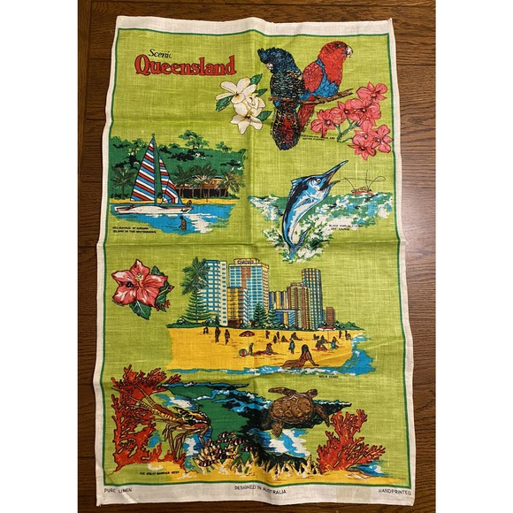 Vintage Linen Souvenir Towel Scenic Queensland Great Barrier Reef Made In Poland - Picture 1 of 12